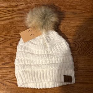Cream Knit Beanie with faux fur pom-pom